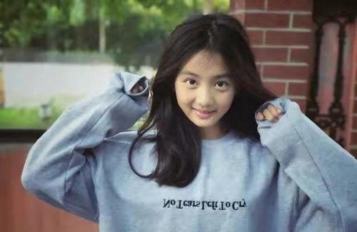 刘昊然张彬彬吃瓜,娱乐圈新CP诞生？