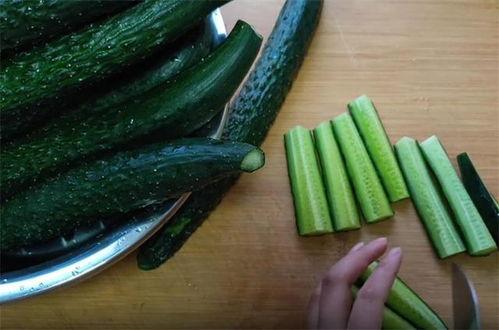 最佳吃瓜姿势,轻松畅享夏日清凉时光