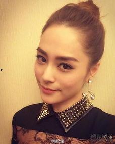 阿娇吃瓜照片,意外曝光娱乐圈幕后真相