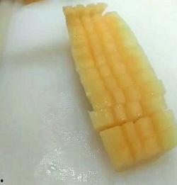 蜜瓜婴儿可以吃嘛怎么吃,适宜年龄与安全食用方法